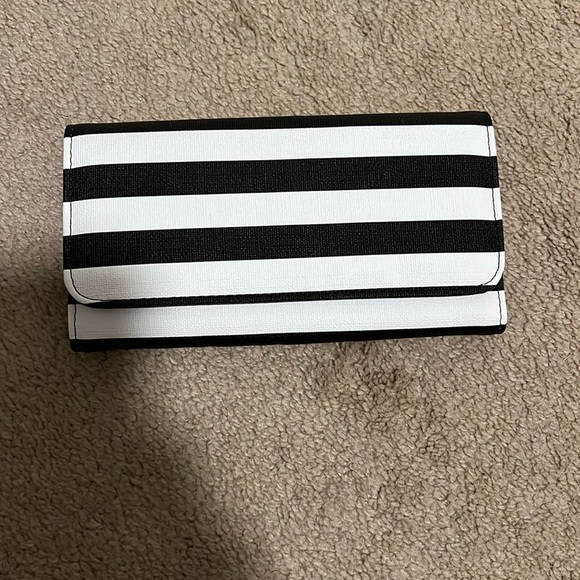 Kut from the Kloth Slim Striped Tri-fold Wallet - Picture 1 of 2